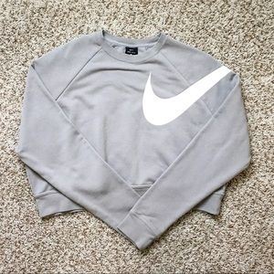 LIKE NEW cropped Nike sweatshirt
